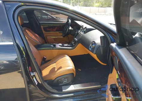 2011 Jaguar Xj z USA, uszkodzony, nr VIN SAJWA1CB3BLV06483